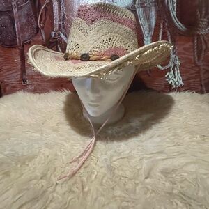 “Charlie Hats” structured straw hat